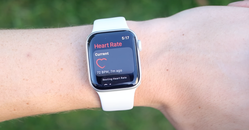 APPLE WATCH SE (2ND GEN) tracker de fitness autonome