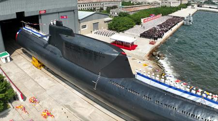 La RPDC dévoile le sous-marin nucléaire Hero Kim Gun-ok, doté d'un système de lancement vertical pour 10 missiles à tête nucléaire