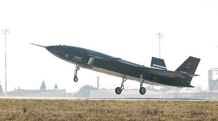 Le KIZILELMA turc est le premier avion de combat sans pilote à passer le test avec succès.