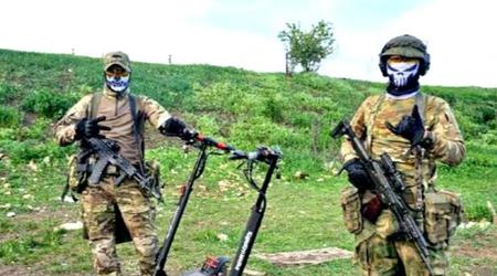 Les troupes russes utilisent à nouveau des scooters électriques pour attaquer les positions ukrainiennes