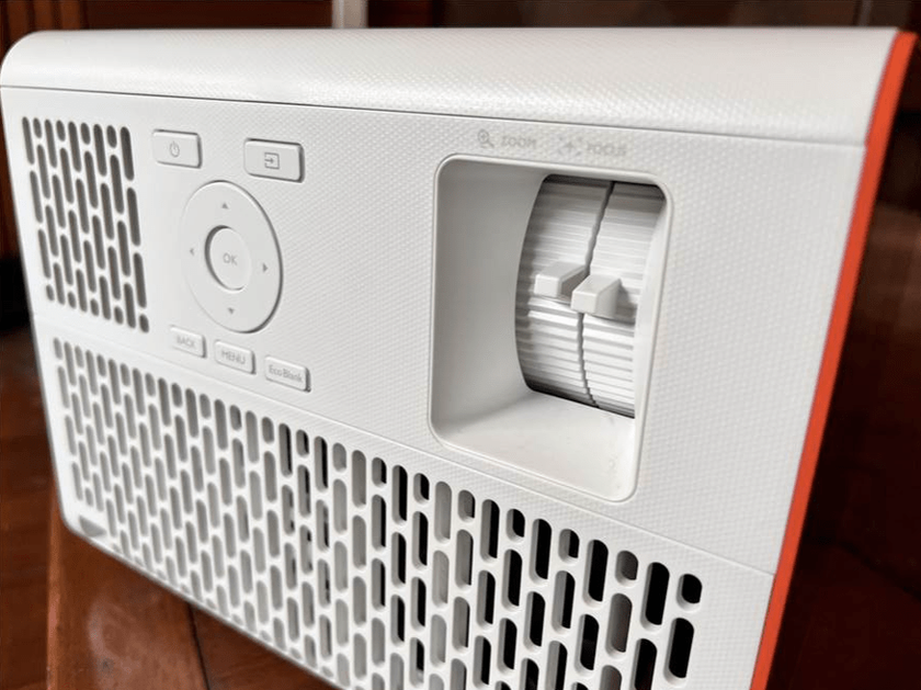 BenQ X3000i ou BenQ TK860i