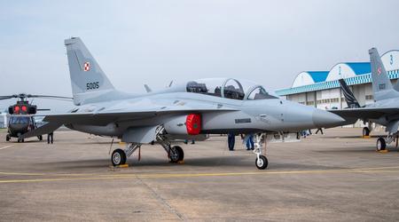 Korea Aerospace Industries souhaite vendre des avions de combat FA-50 à la Roumanie 