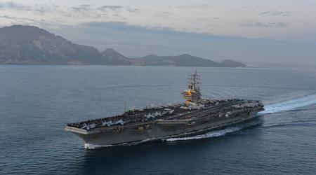 Un deuxième groupe de frappe porte-avions américain est arrivé en Méditerranée - le porte-avions USS Dwight D. Eisenhower, le destroyer Arleigh Burke et le croiseur Ticonderoga sont en route vers Israël. Le porte-avions Eisenhower, le destroyer Arleigh Bu