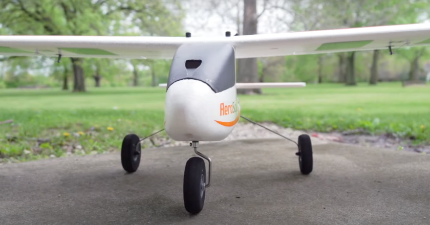 HOBBYZONE AEROSCOUT S 2 avion rc