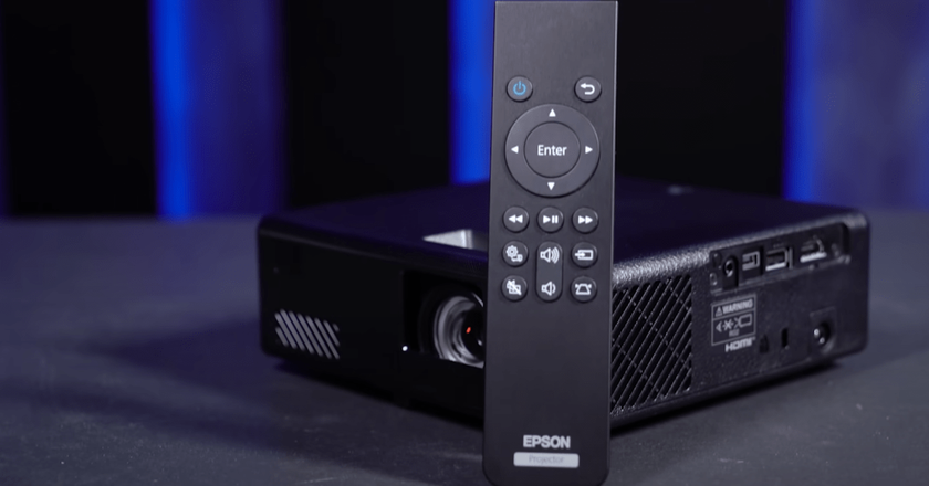 Projecteur domestique Epson EpiqVision Mini EF11 à moins de 1000 euros