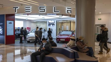 En Chine, Tesla a introduit des primes pour augmenter les ventes de ses voitures électriques. 