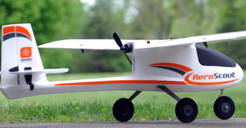 HOBBYZONE AEROSCOUT S 2 avion radiocommandé