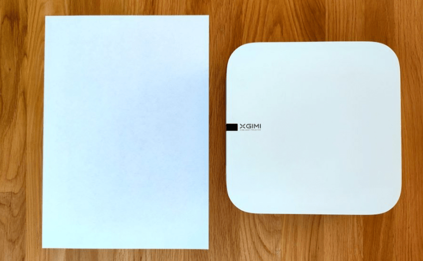 XGIMI Elfin ou Viewsonic M2e