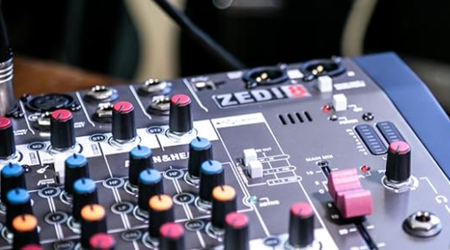 Meilleure Table de Mixage Home Studio