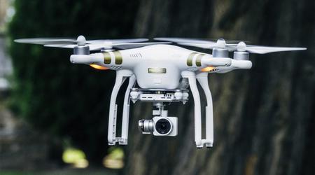 DJI mettra fin à la prise en charge de deux quadcoptères Phantom en automne