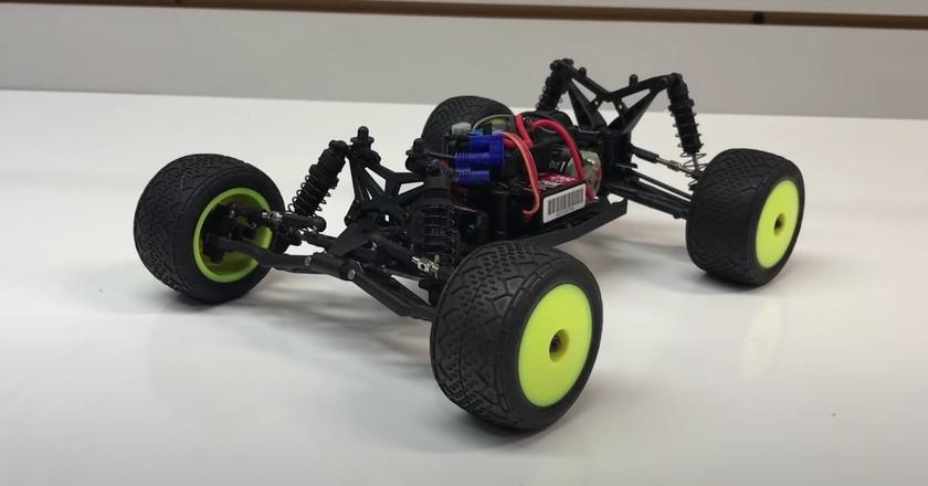 1:18 LOSI RC MINI-T 2.0 2WD rc car under 200