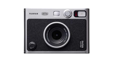 Fujifilm annonce l'appareil photo hybride film/numérique Instax Mini Evo pour 199,95 $