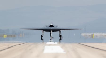 Le drone turc ANKA-3, qui ressemble au bombardier nucléaire B-2 Spirit, subit des essais de roulage.