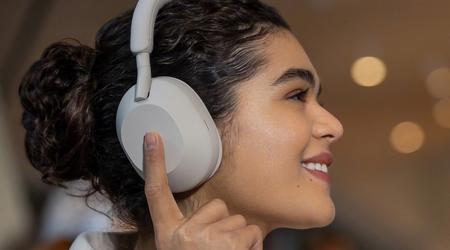 Grâce à une mise à jour logicielle, le WH-1000XM5 de Sony bénéficie désormais du suivi de la tête et de la prise en charge LDAC lorsqu'il est connecté à plusieurs appareils.