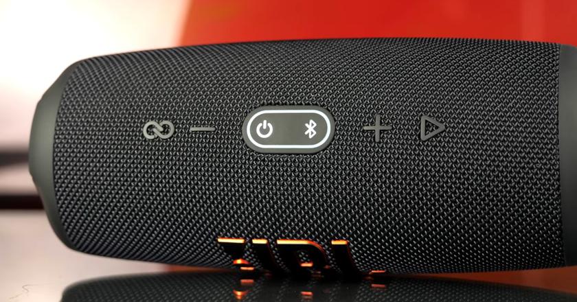 JBL CHARGE 5 Meilleurs haut-parleurs pour films en plein air
