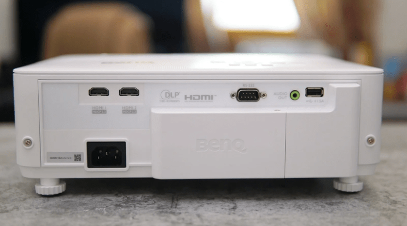 BenQ TK700STI ou BenQ TK700