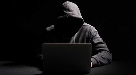 Un pirate informatique a reçu 1 million de dollars pour avoir découvert une faille et a donné une partie de la récompense pour aider l'AFU.