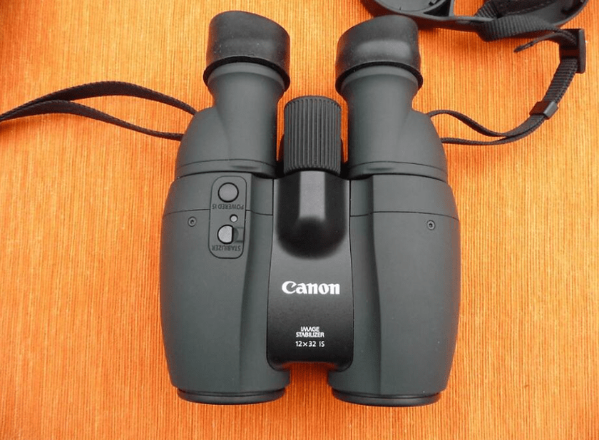 Jumelles Canon 12x32 IS pour observer la faune