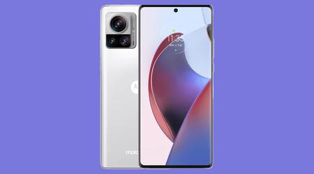 Mieux vaut tard que jamais : le Motorola Edge 30 Ultra a enfin commencé à recevoir la mise à jour Android 13.