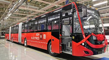 Yutong a dévoilé le premier bus électrique articulé à trois sections de 26 mètres au monde.
