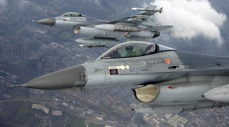 La Belgique remettra les deux premiers F-16 à l'Ukraine cette année