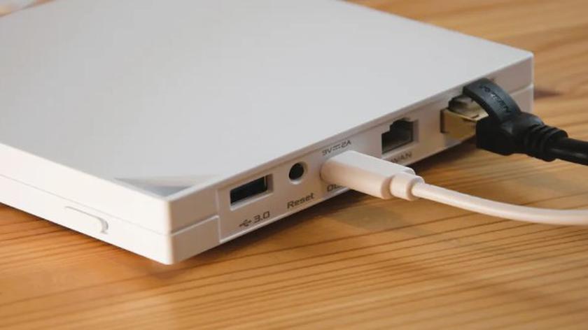 Revue du routeur VPN mobile ASUS RT-AX57 Go