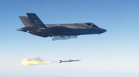 L'Espagne a approuvé l'achat de 72 missiles AIM-120C-8 AMRAAM d'une valeur de 105 millions de dollars pour l'Eurofighter Typhoon, le F/A-18 Hornet et le NASAMS.