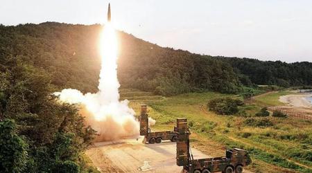 La République de Corée a présenté des systèmes de défense aérienne L-SAM, un mystérieux drone, des chars K2 et des obusiers K9, mais n'a pas montré le dernier missile balistique Hyunmoo V.