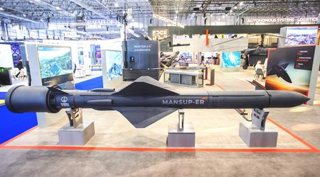 EDGE GROUP a introduit les missiles de croisière NASEF-20 et NASEF-125 ainsi que le missile anti-navire MANSUP-ER.
