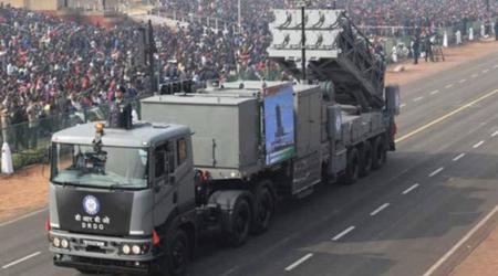 L'Inde a déployé des systèmes de défense antimissile à moyenne portée MR-SAM qui peuvent abattre des missiles antinavires et balistiques.
