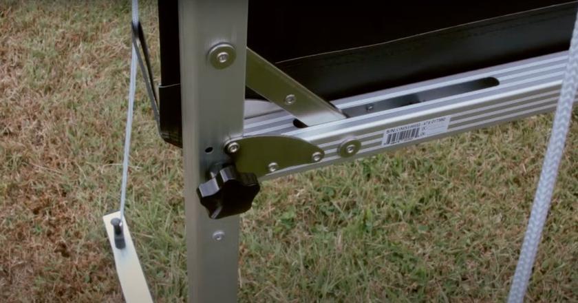 Elite Screens Yard Master 2 écran projecteur pliable