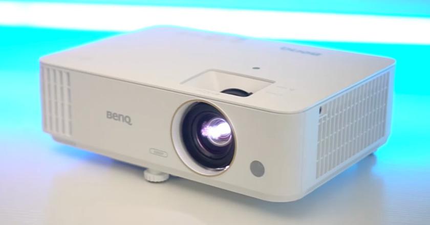 Benq TH685i videoprojecteur salon