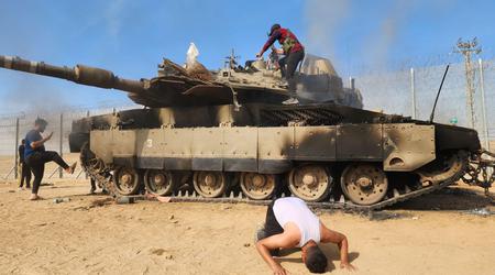 Des terroristes du Hamas ont détruit l'un des chars Merkava IV les mieux défendus au monde lors d'une attaque contre Israël.