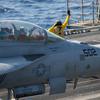 USS Gerald R. Ford, le plus grand porte-avions du monde, qui a coûté plus de 13 milliards de dollars, avec des chasseurs F/A-18 Super Hornet en patrouille dans la mer Adriatique.-7 USS Gerald R. Ford, le plus grand porte-avions du monde, qui a coûté plus de 13 milliards de dollars, avec des chasseurs F/A-18 Super Hornet en patrouille dans la mer Adriatique.-7
