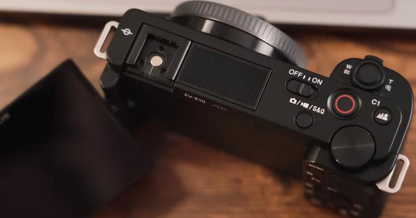 Sony Alpha ZV-E10, le meilleur appareil photo économique pour les interviews