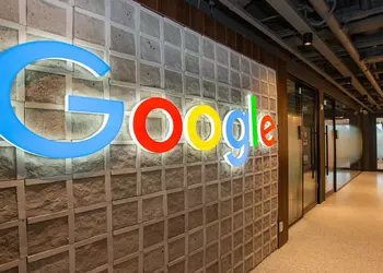 Google intègre l'IA dans ses services ...