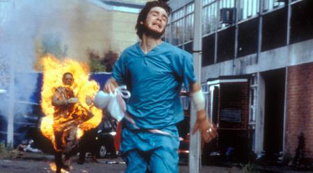 La date de sortie de la saga zombie "28 ans plus tard" a été fixée : le film sortira à l'occasion de l'anniversaire de la franchise. 