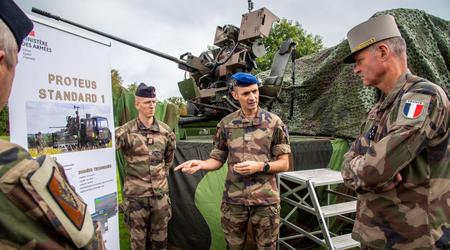 La France, suivant l'expérience de l'Ukraine, rééquipe d'anciens systèmes antiaériens pour lutter contre les Shahed. 