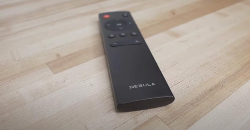 NEBULA by Anker Capsule Max projecteur avec smart tv