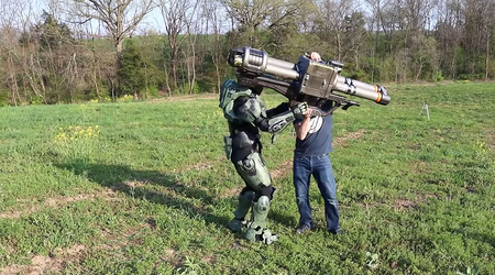 Un ingénieur recrée le lance-roquettes à barils rotatifs de Halo