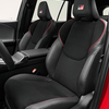 Intérieur du Toyota RAV4 GR Sport avec accents rouges