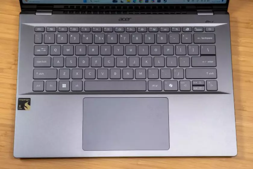 Critique de l'ordinateur portable Acer Swift 14 AI