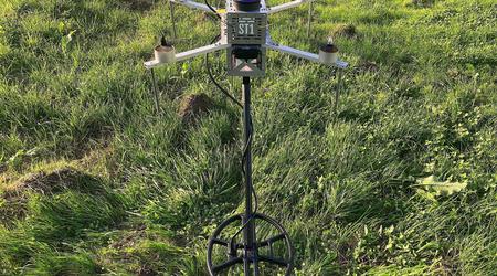 L'Ukraine présente le drone de déminage ST1, qui travaille quatre fois plus vite qu'un humain