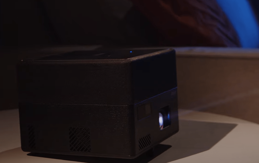 Projecteur portable Epson EpiqVision Mini EF12