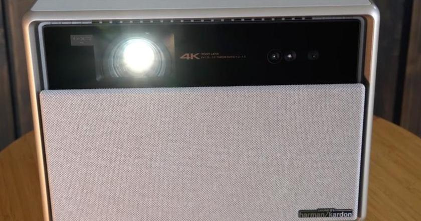 XGIMI HORIZON Ultra 4K video projecteur de salon