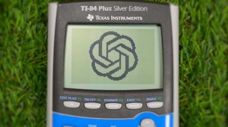 Un passionné a adapté la calculatrice graphique TI-84 pour qu'elle fonctionne avec le ChatGPT et l'accès à l'Internet.
