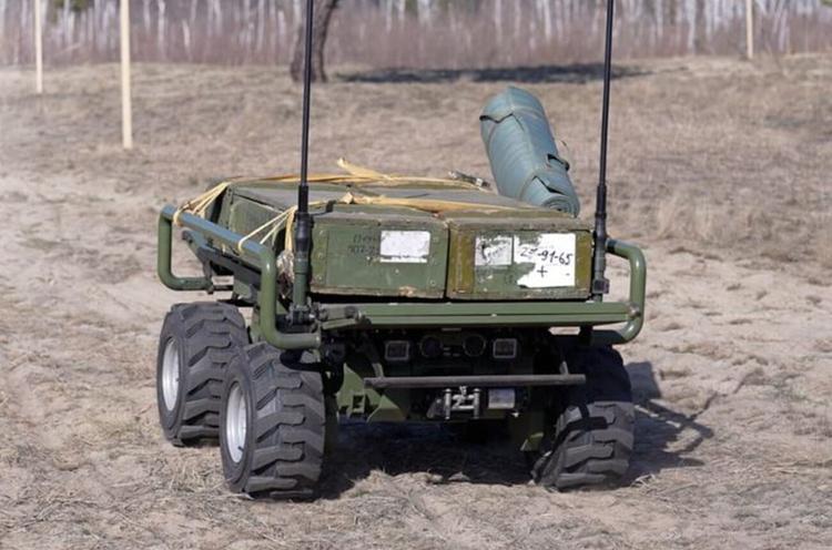 L'Ukraine approuve le nouveau drone terrestre ...