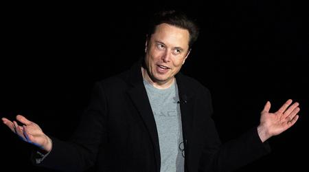 Musk a aménagé des dortoirs pour les employés au siège de Twitter. Lui-même passe souvent la nuit au bureau.