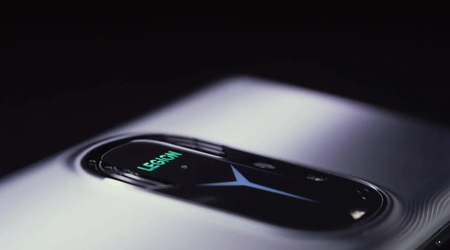 Écran sans encoche, rétroéclairage RVB et système de refroidissement actif - Lenovo Legion Y90 a montré dans la vidéo