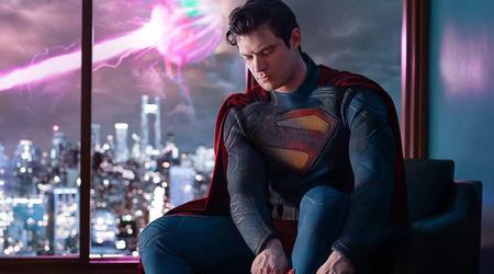 James Gunn révèle la première photo de David Corensworth dans le rôle du nouveau Superman : mais quelle est cette mystérieuse créature à l'arrière-plan ?